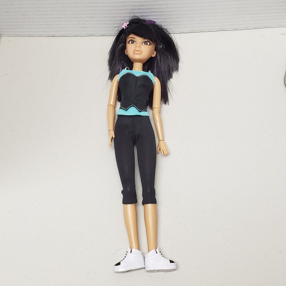 Liv Doll (Black Wig)